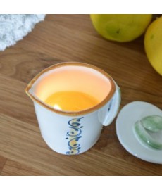 Cosmetic Candle for Massage with Extra Virgin Olive Oil and Lemon